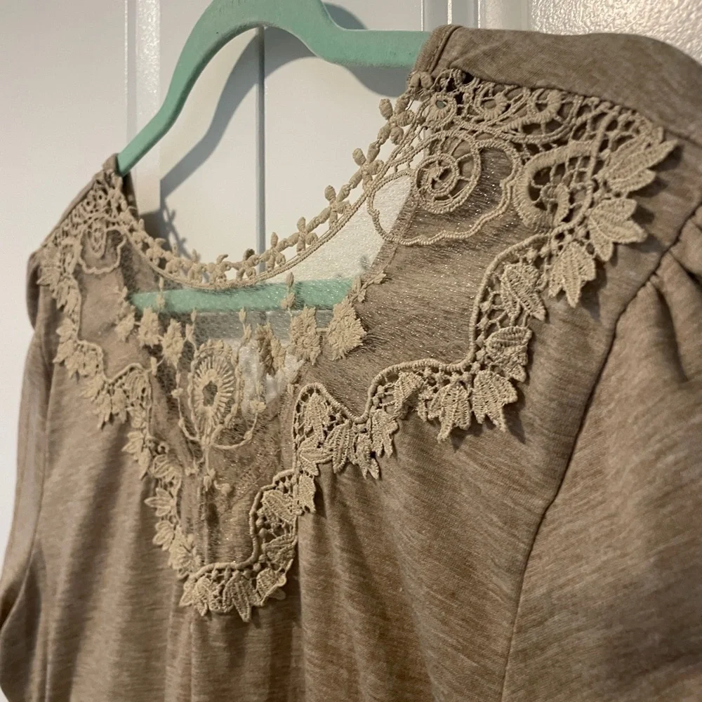 SHEIN 2xl Elegant Lace Trim Tan Women's Top - Picture 3 of 6